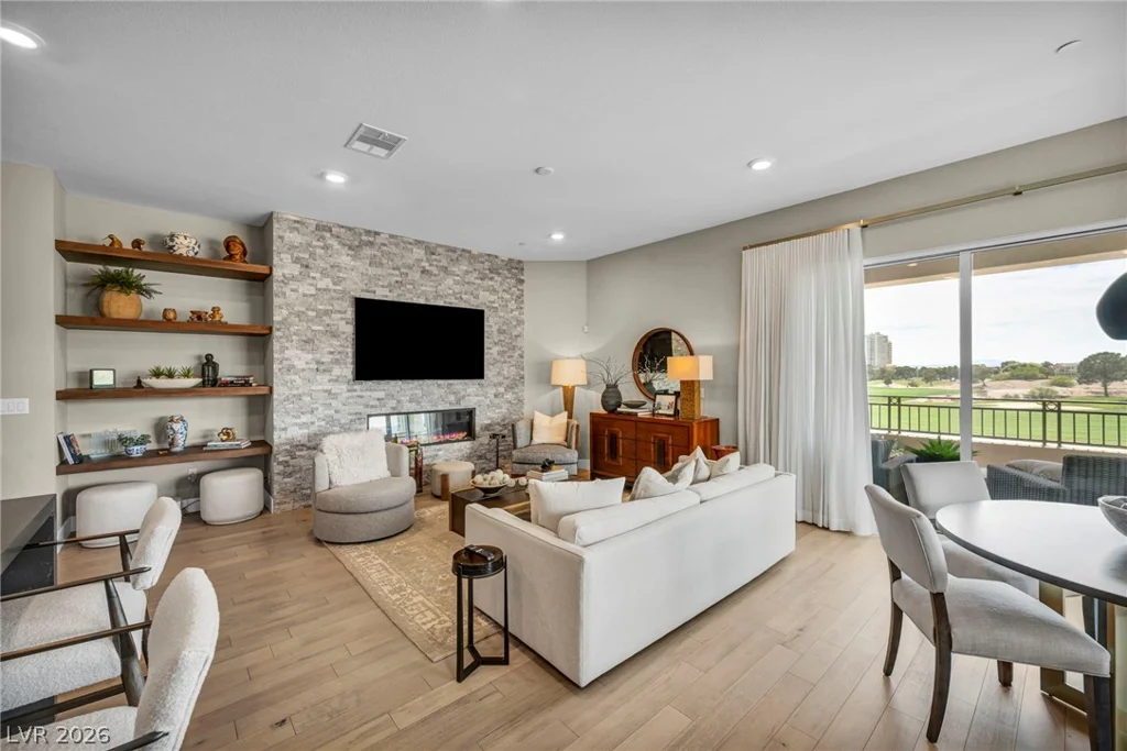 9145 Las Manaitas, Las Vegas, NV 89144
