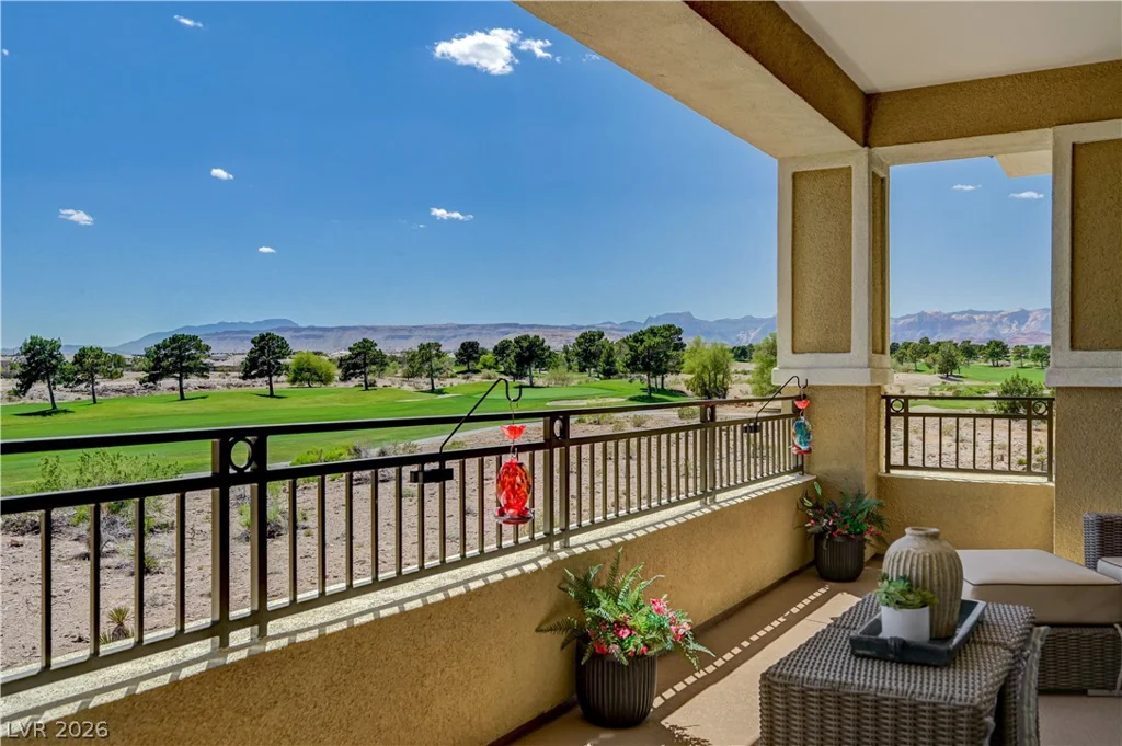 9145 Las Manaitas, Las Vegas, NV 89144