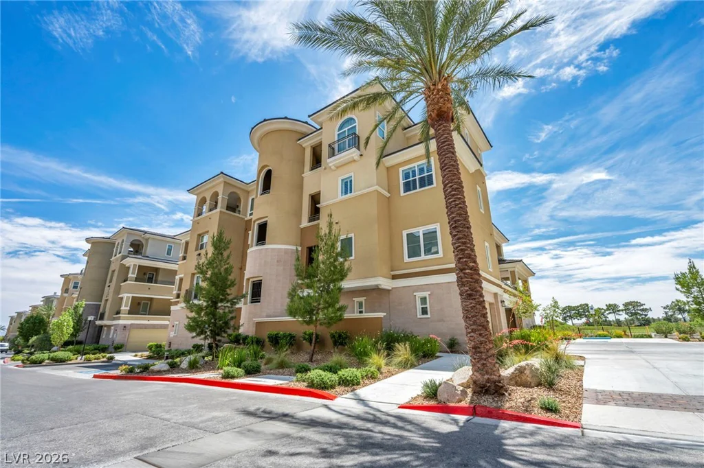 9145 Las Manaitas, Las Vegas, NV 89144