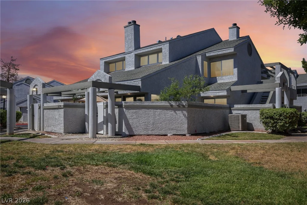 5574 Orchard, Las Vegas, NV 89110