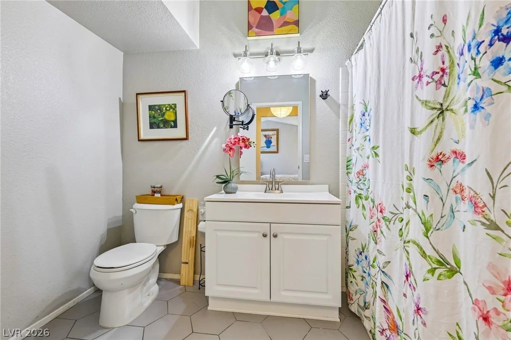 5574 Orchard, Las Vegas, NV 89110