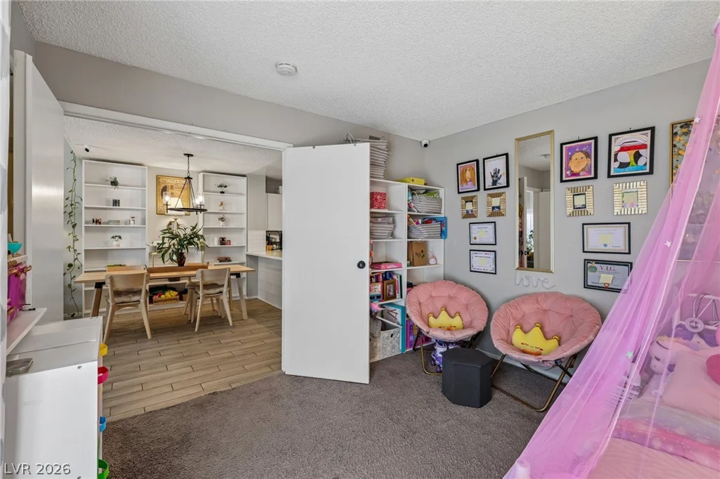 5574 Orchard, Las Vegas, NV 89110