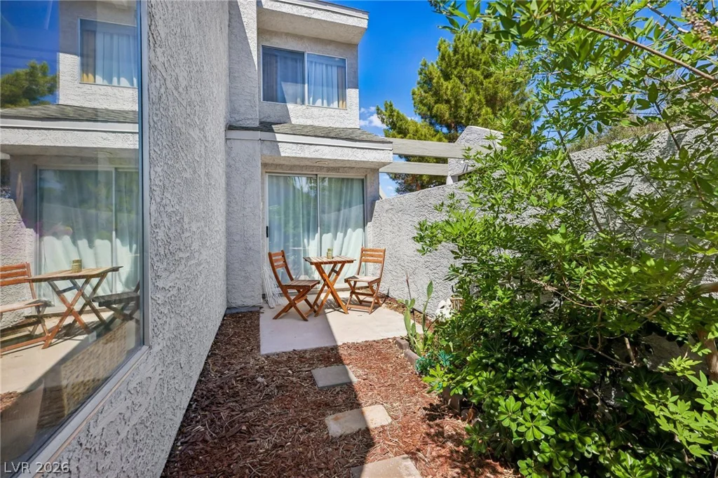 5574 Orchard, Las Vegas, NV 89110