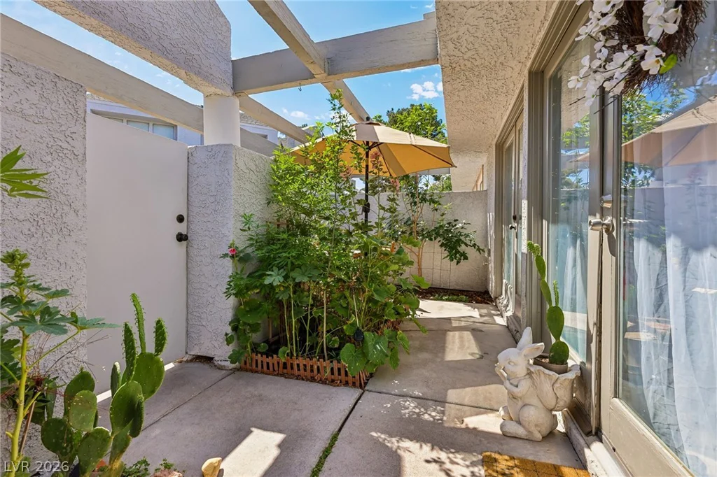 5574 Orchard, Las Vegas, NV 89110