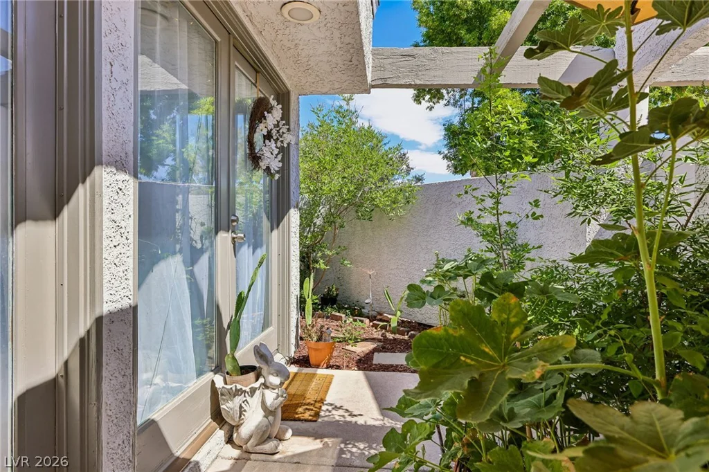 5574 Orchard, Las Vegas, NV 89110