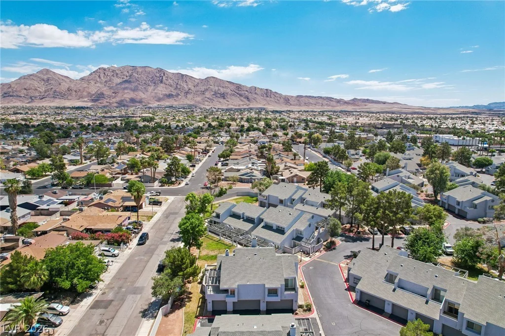 5574 Orchard, Las Vegas, NV 89110