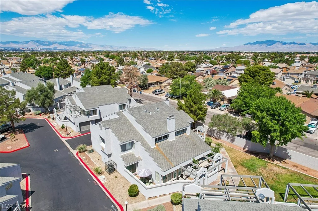 5574 Orchard, Las Vegas, NV 89110