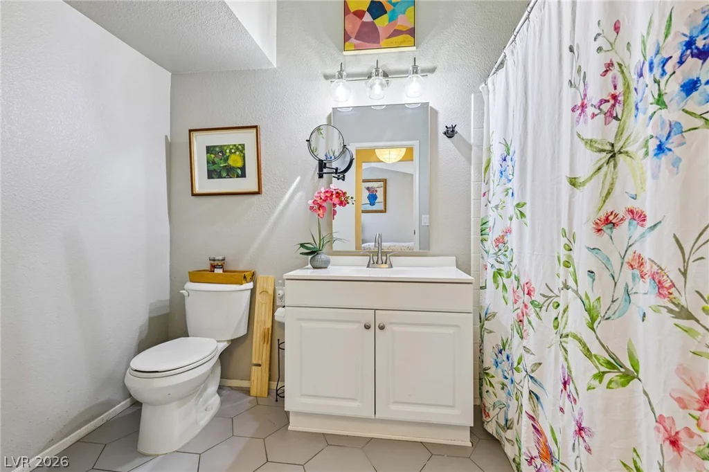 5574 Orchard, Las Vegas, NV 89110
