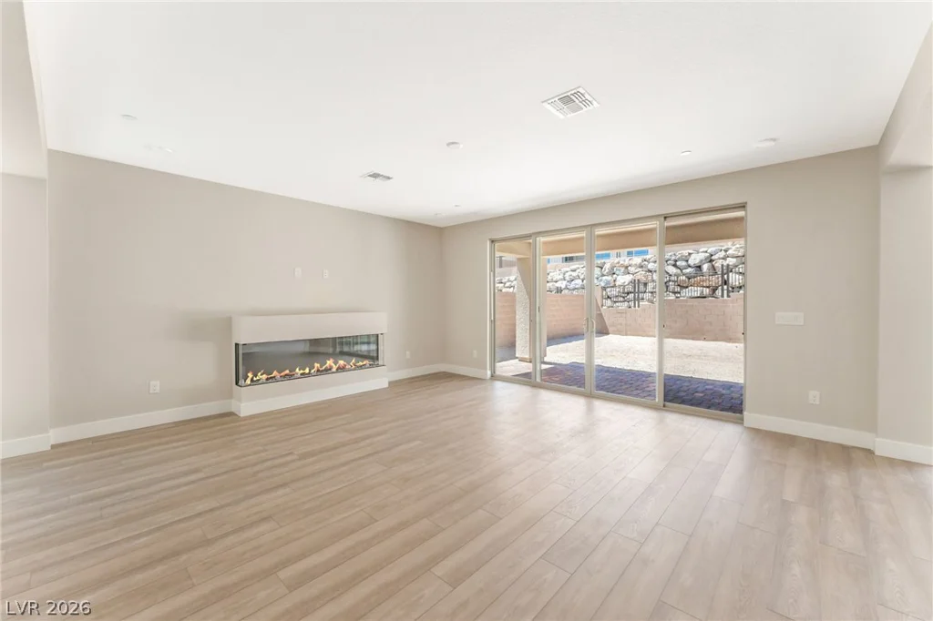 1045 Estates Bend, Las Vegas, NV 89138