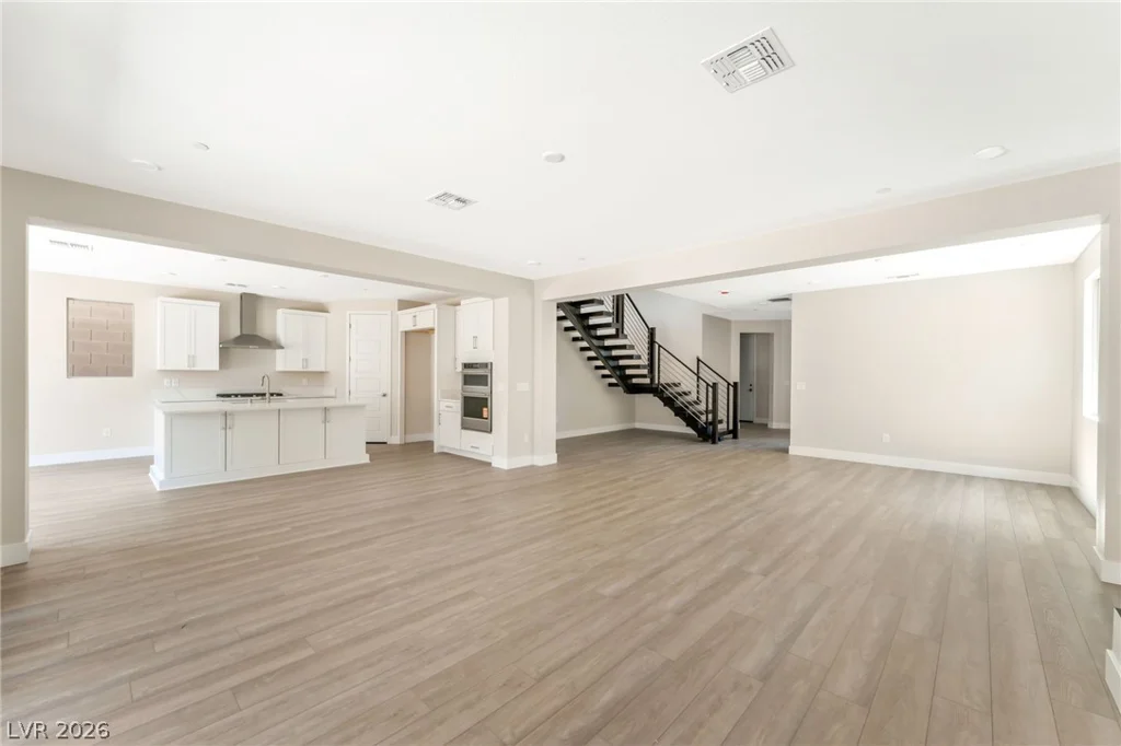 1045 Estates Bend, Las Vegas, NV 89138