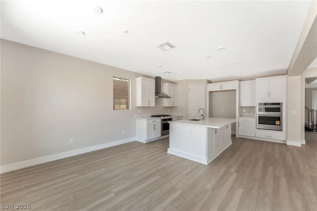 1045 Estates Bend, Las Vegas, NV 89138