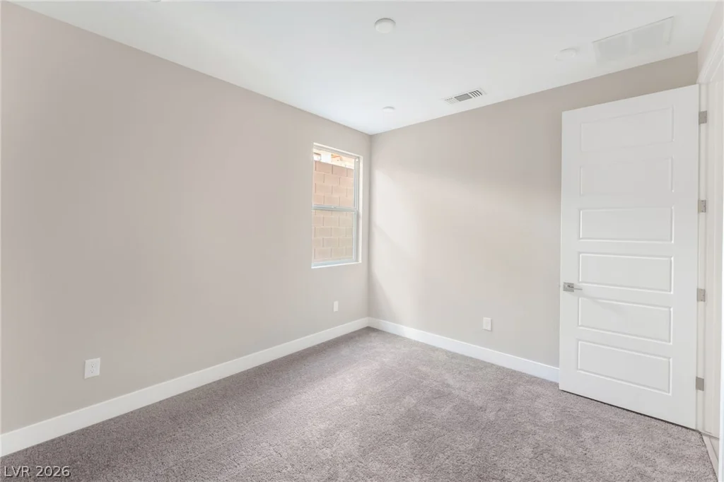 1045 Estates Bend, Las Vegas, NV 89138