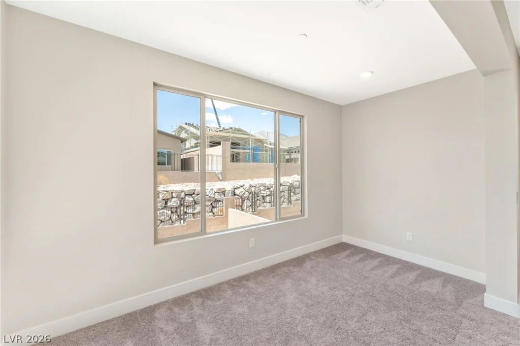 1045 Estates Bend, Las Vegas, NV 89138