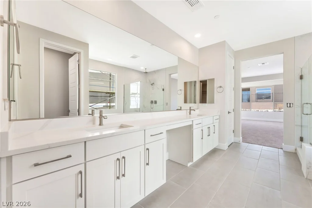 1045 Estates Bend, Las Vegas, NV 89138
