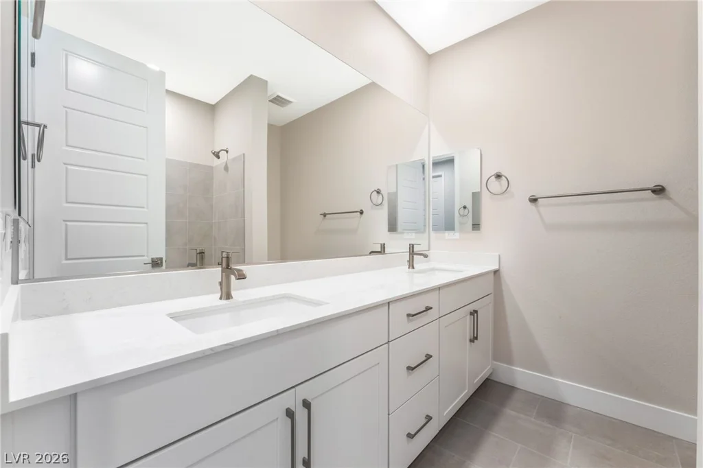 1045 Estates Bend, Las Vegas, NV 89138