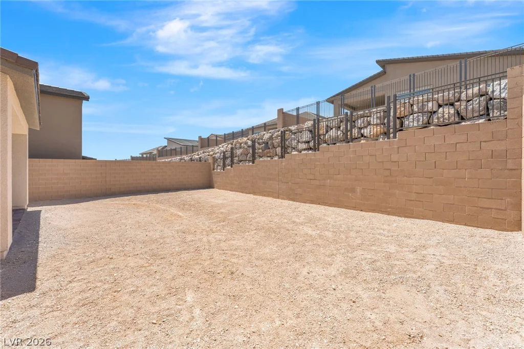 1045 Estates Bend, Las Vegas, NV 89138