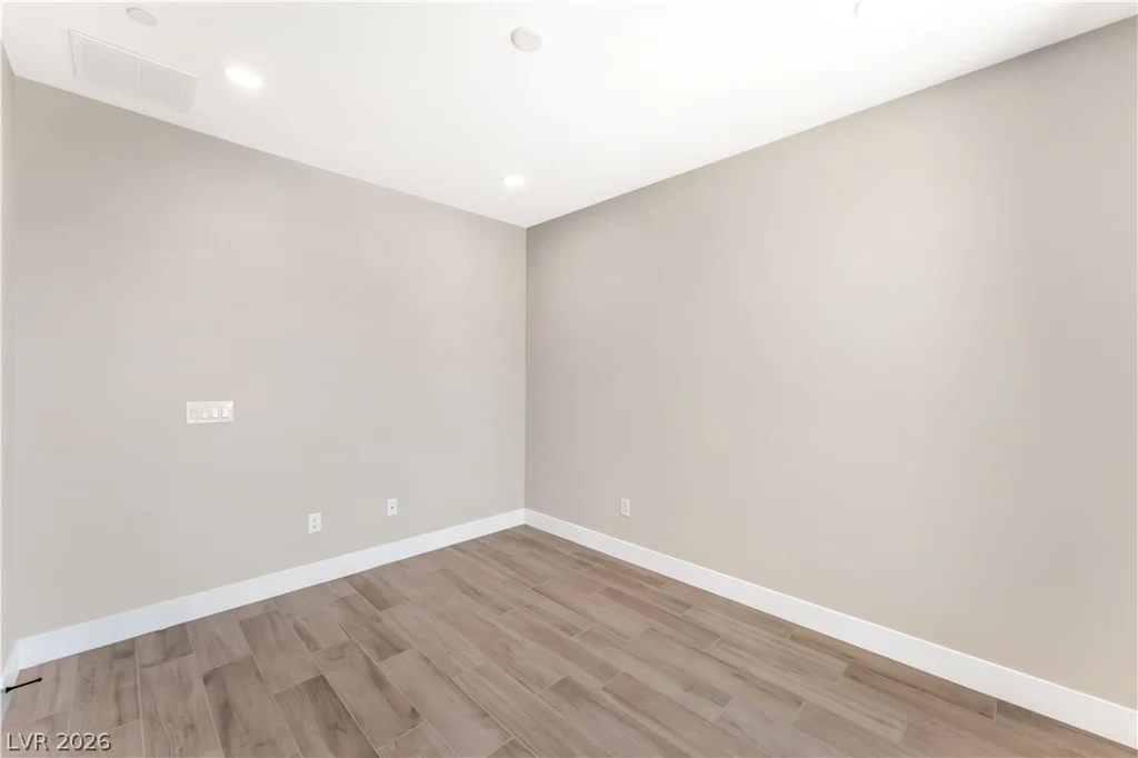 964 Estates Bend, Las Vegas, NV 89138