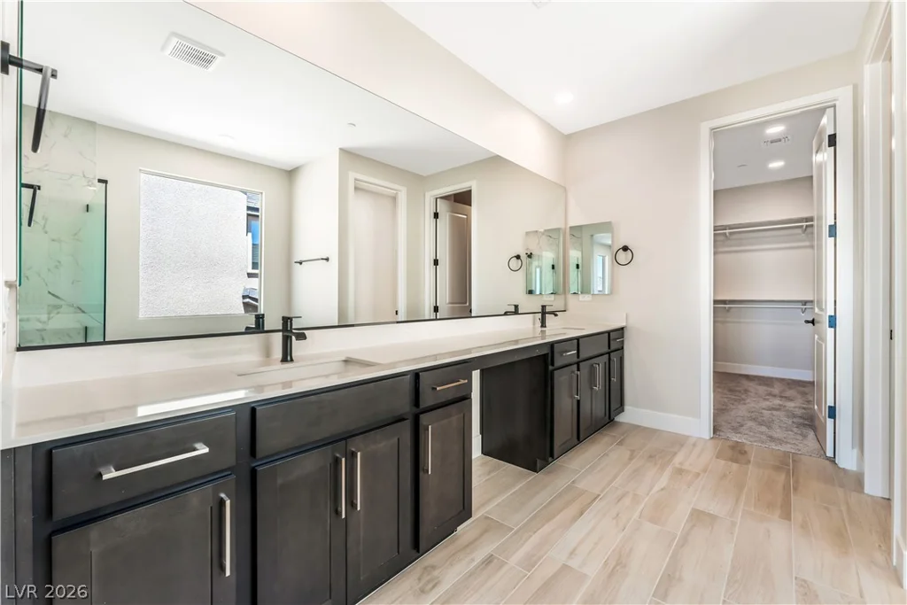 964 Estates Bend, Las Vegas, NV 89138