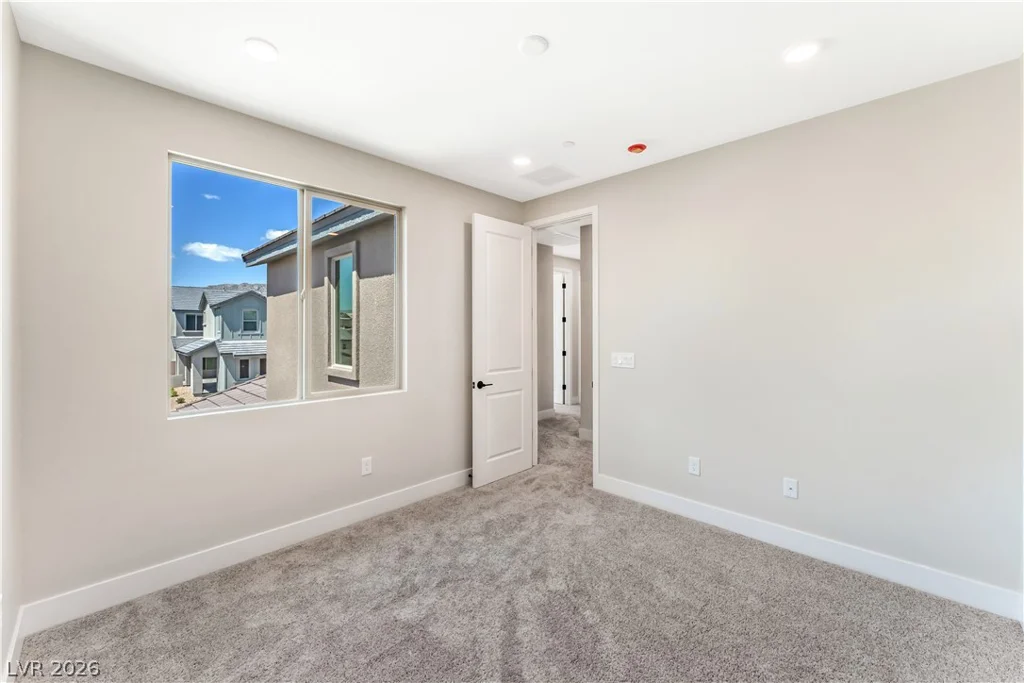 964 Estates Bend, Las Vegas, NV 89138