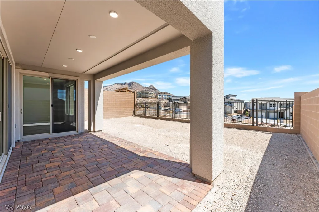964 Estates Bend, Las Vegas, NV 89138