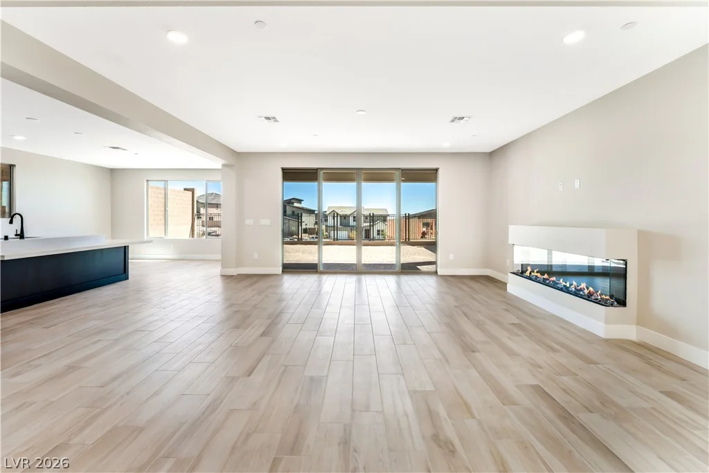 964 Estates Bend, Las Vegas, NV 89138