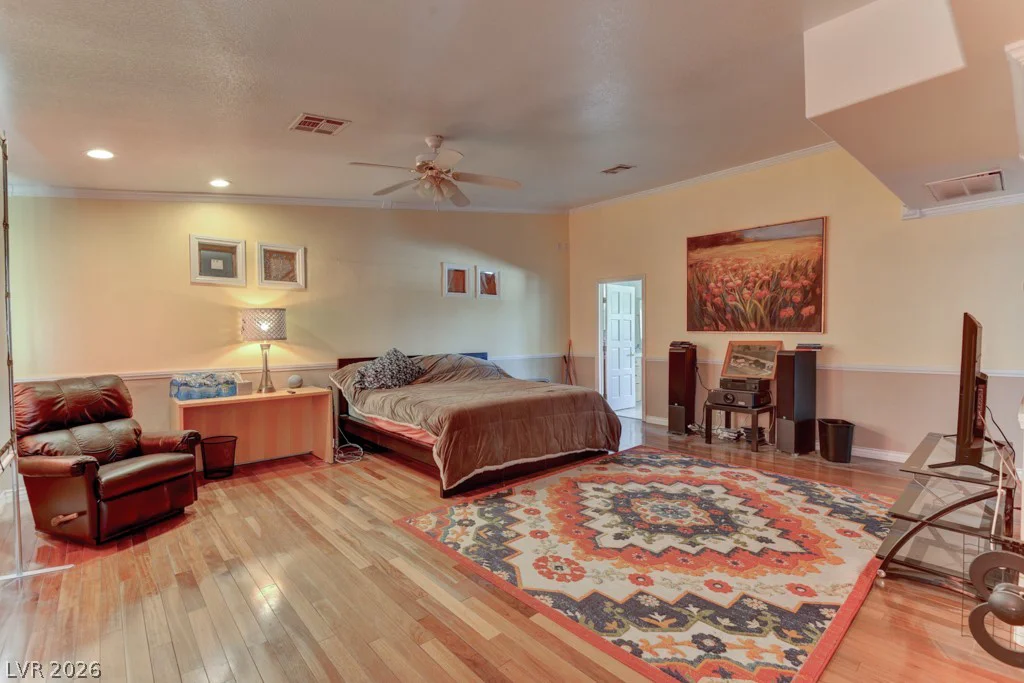 1818 Waldman, Las Vegas, NV 89102