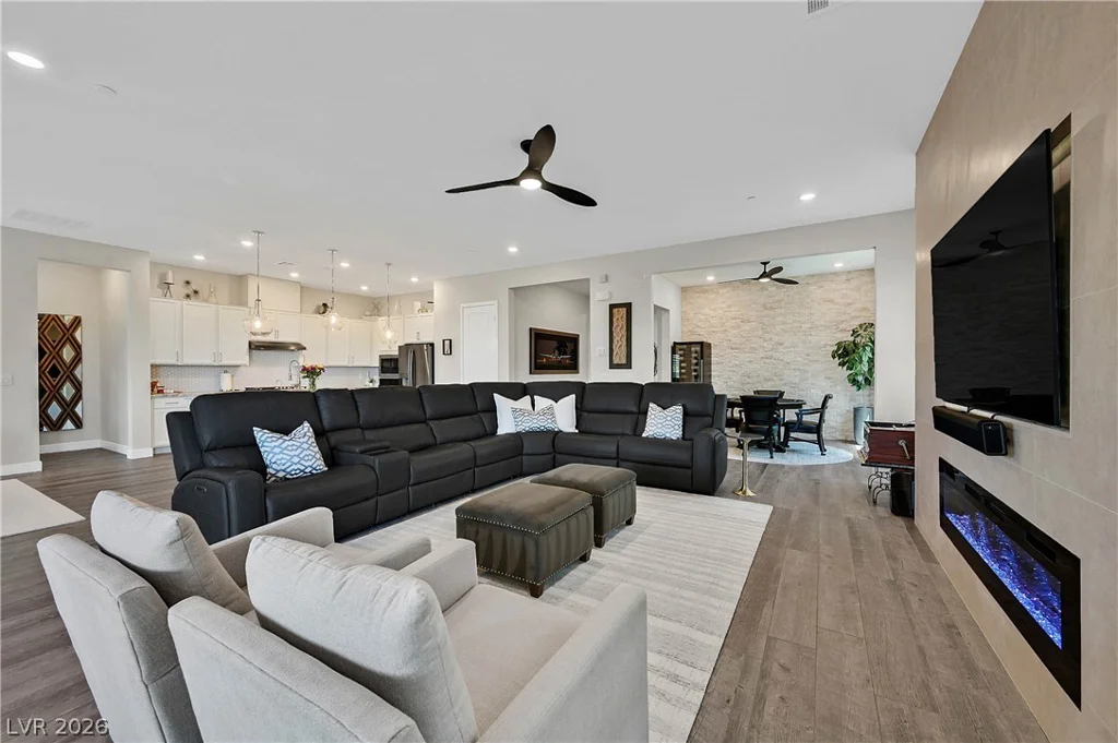 11843 Grassy Plain, Las Vegas, NV 89138