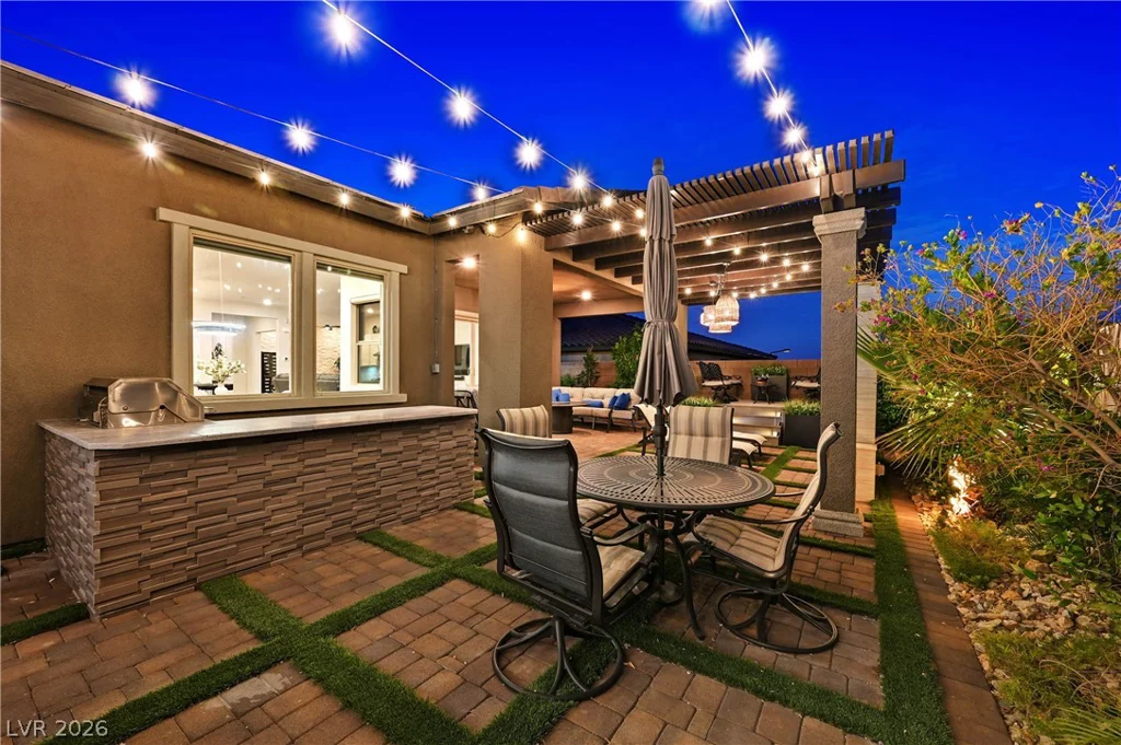 11843 Grassy Plain, Las Vegas, NV 89138