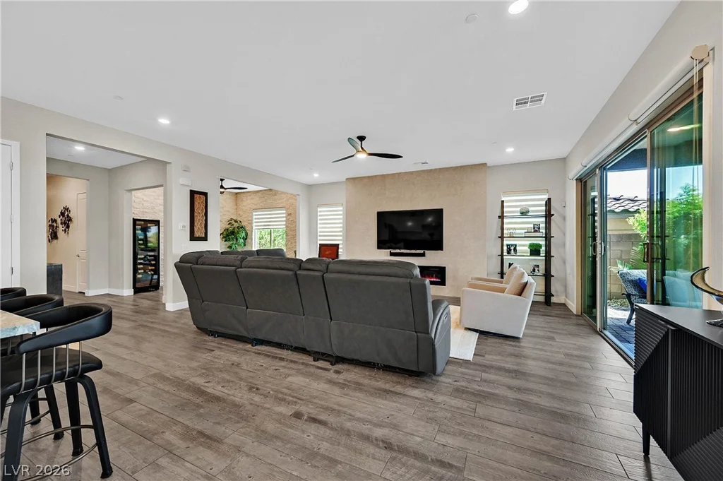 11843 Grassy Plain, Las Vegas, NV 89138