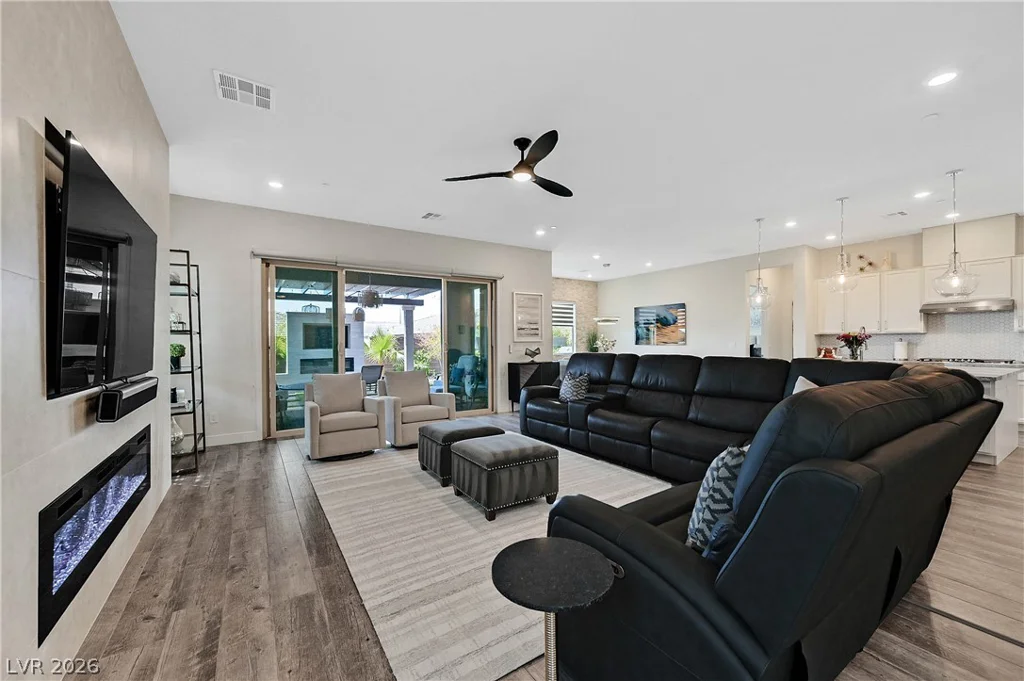 11843 Grassy Plain, Las Vegas, NV 89138