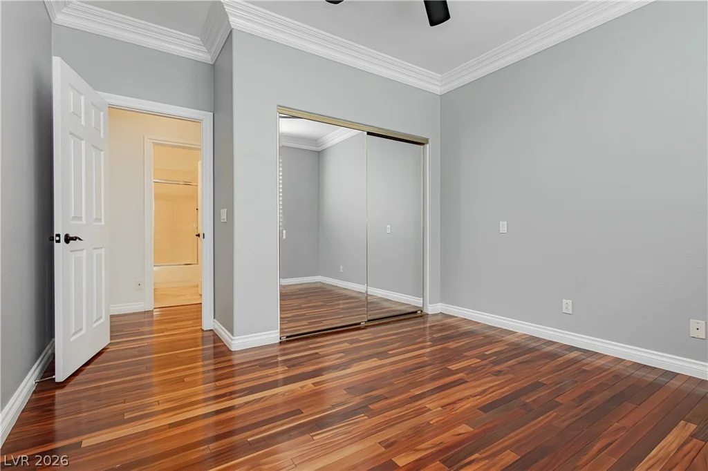 1001 Windfair Village, Las Vegas, NV 89145