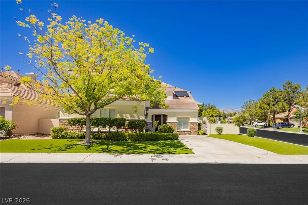 1001 Windfair Village, Las Vegas, NV 89145