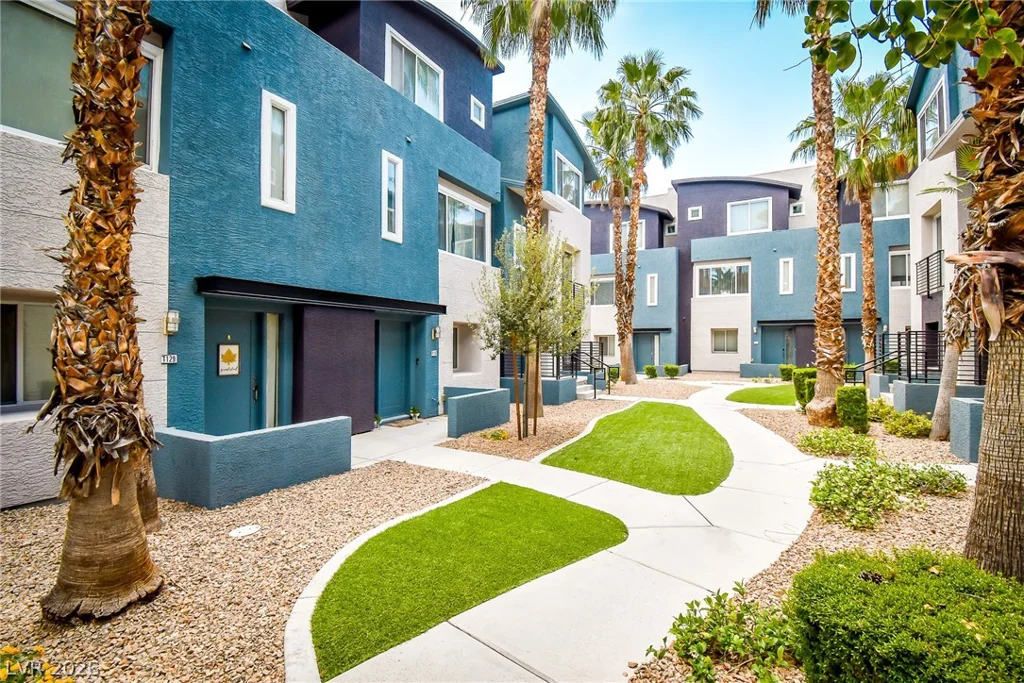 9050 Tropicana, Las Vegas, NV 89147