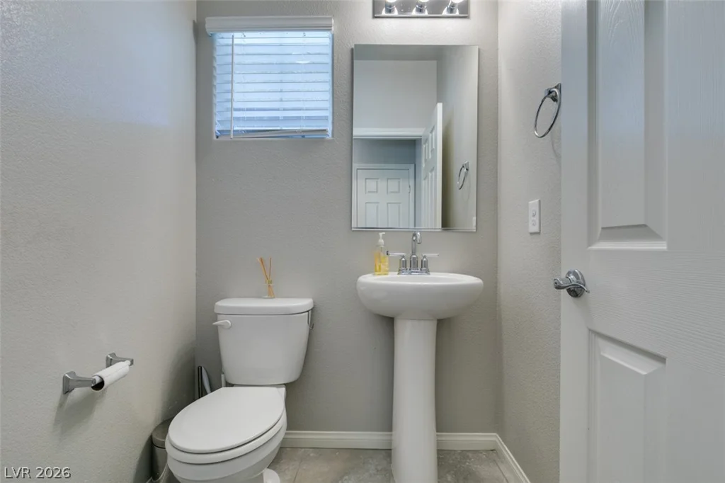7239 Glimmer Point, North Las Vegas, NV 89084