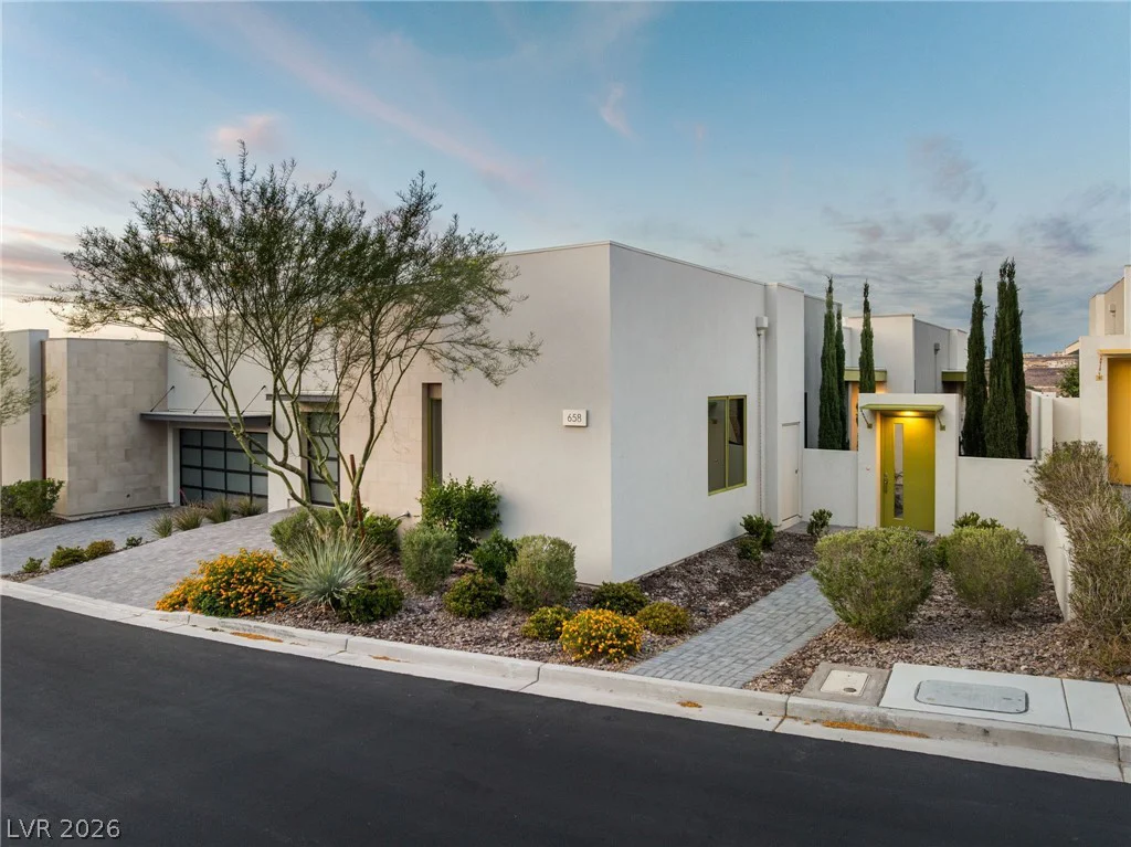 658 Falcon Summit, Henderson, NV 89012