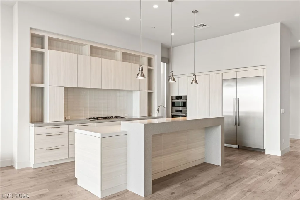 658 Falcon Summit, Henderson, NV 89012
