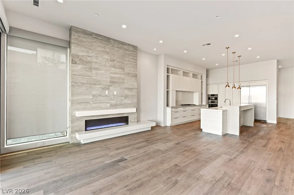 658 Falcon Summit, Henderson, NV 89012