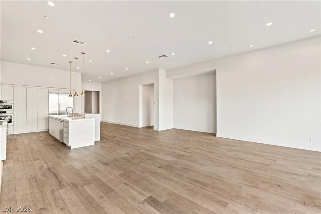 658 Falcon Summit, Henderson, NV 89012