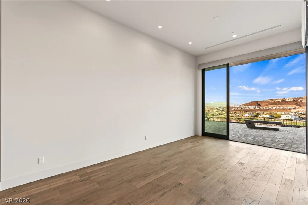 658 Falcon Summit, Henderson, NV 89012