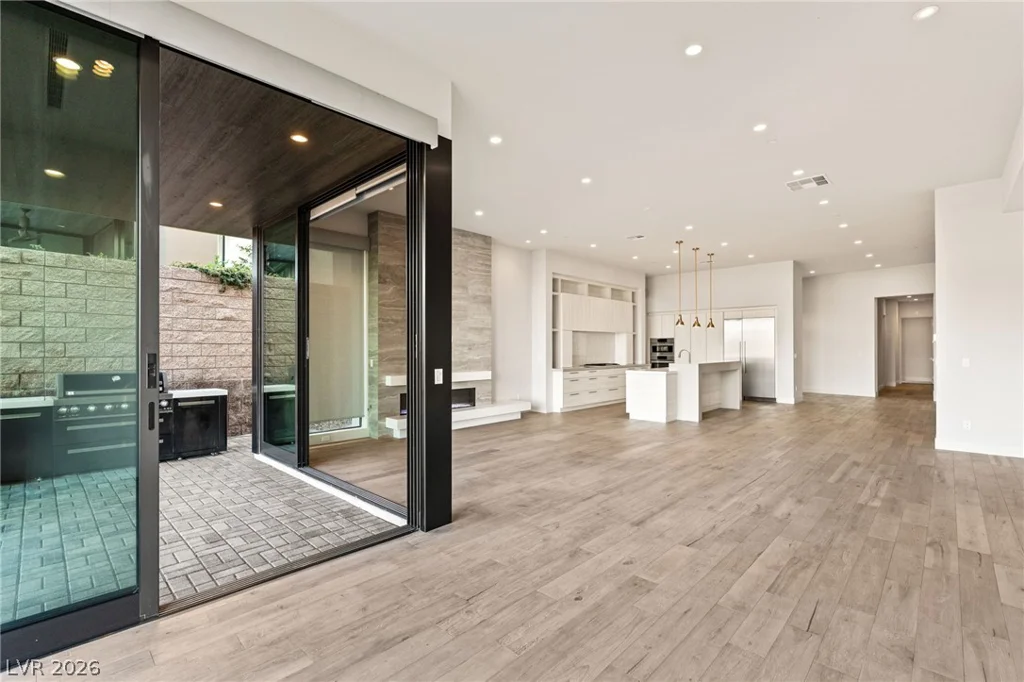658 Falcon Summit, Henderson, NV 89012