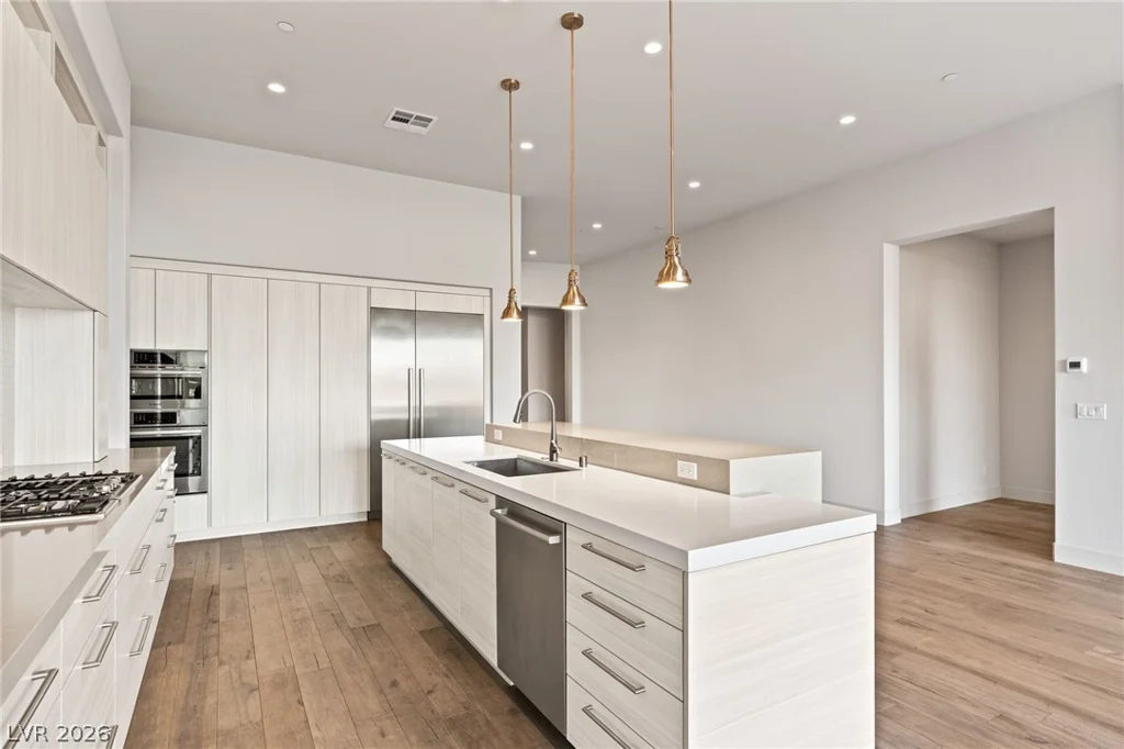 658 Falcon Summit, Henderson, NV 89012