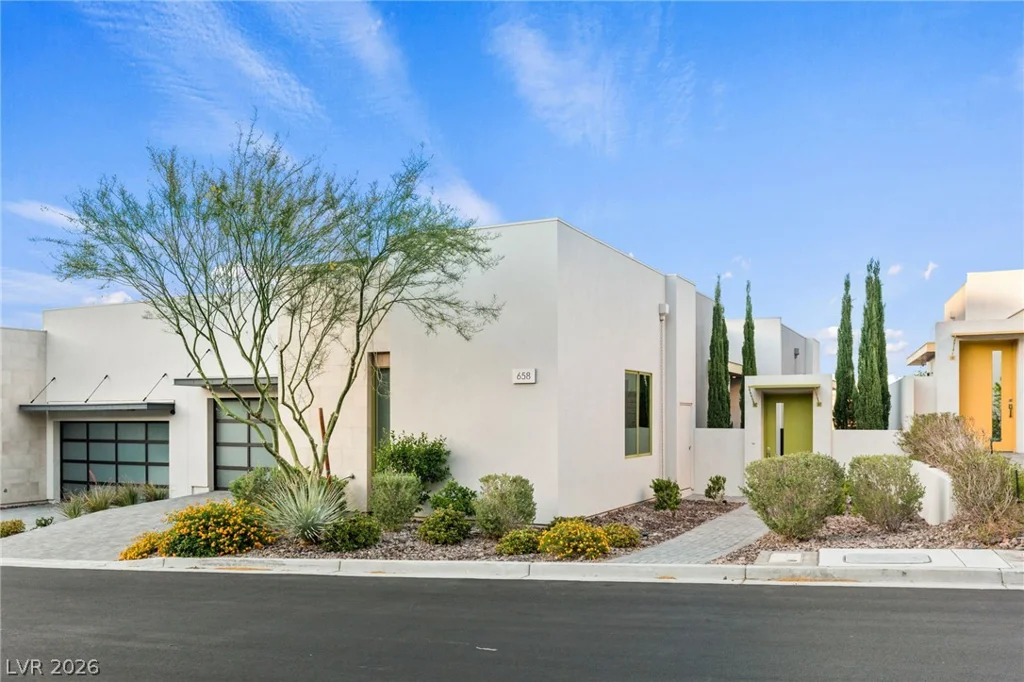658 Falcon Summit, Henderson, NV 89012