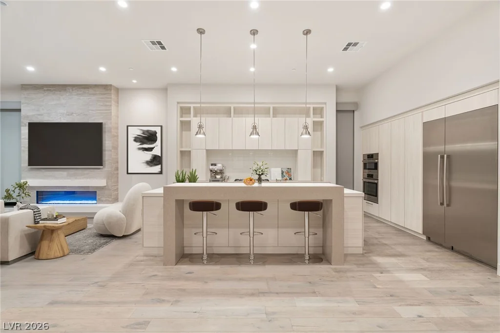 658 Falcon Summit, Henderson, NV 89012