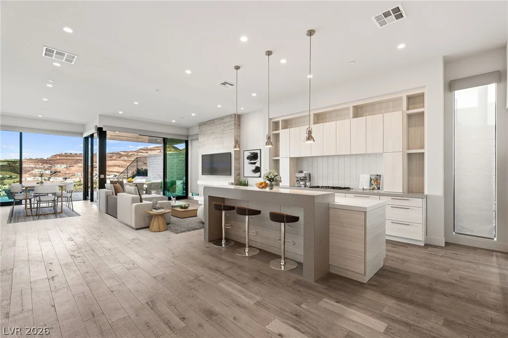 658 Falcon Summit, Henderson, NV 89012