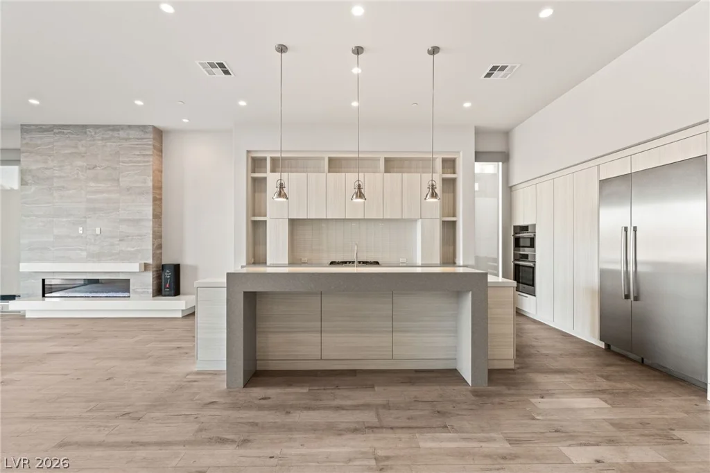 658 Falcon Summit, Henderson, NV 89012