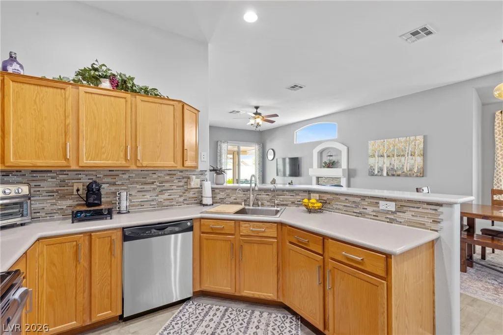 1944 Falcons Lair, Henderson, NV 89012