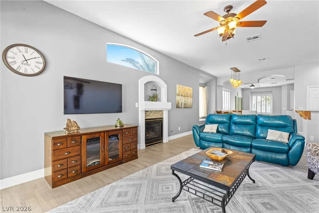 1944 Falcons Lair, Henderson, NV 89012