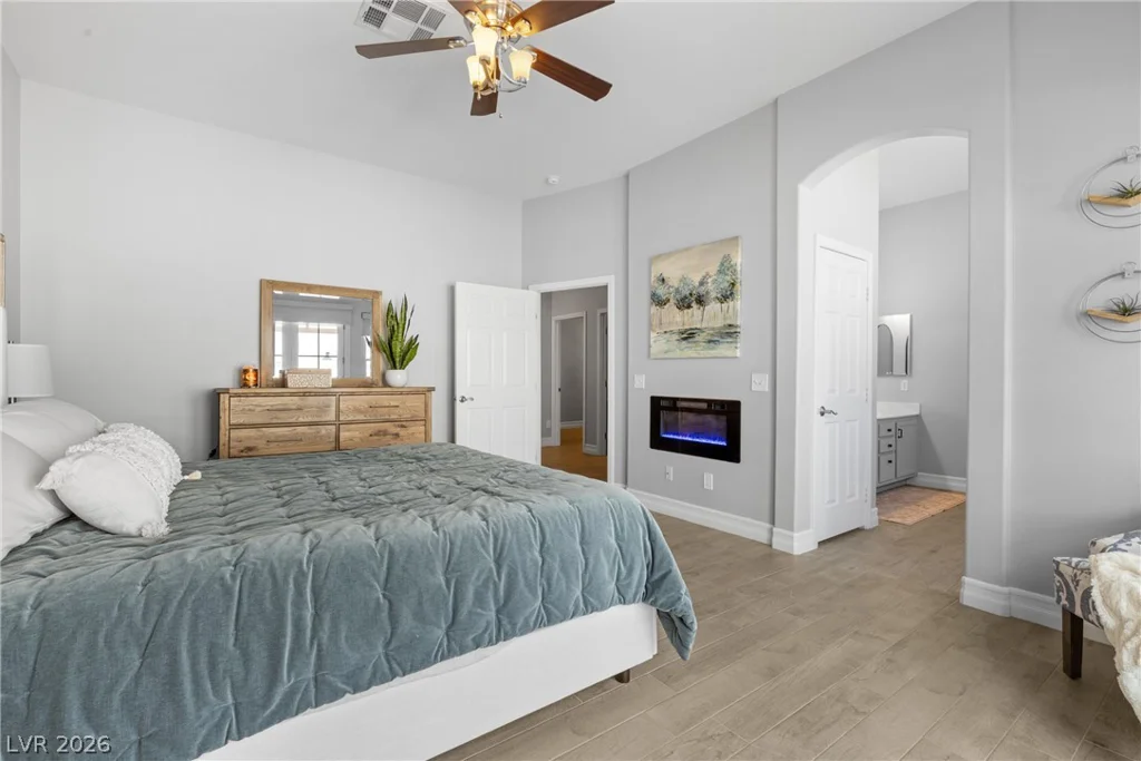 1944 Falcons Lair, Henderson, NV 89012