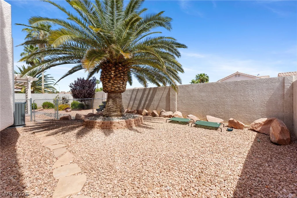 1944 Falcons Lair, Henderson, NV 89012