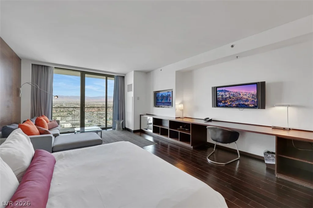 4381 Flamingo, Las Vegas, NV 89103
